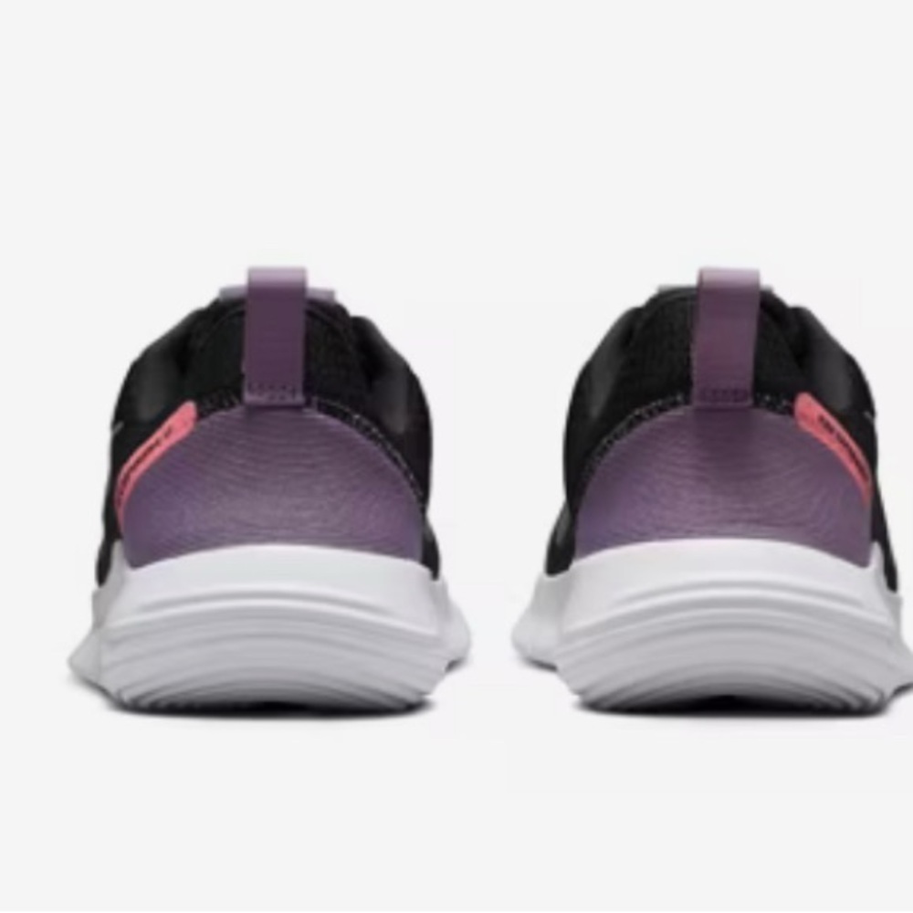 Nike Black and Silver Women's Sneakers - Picture 2 of 9